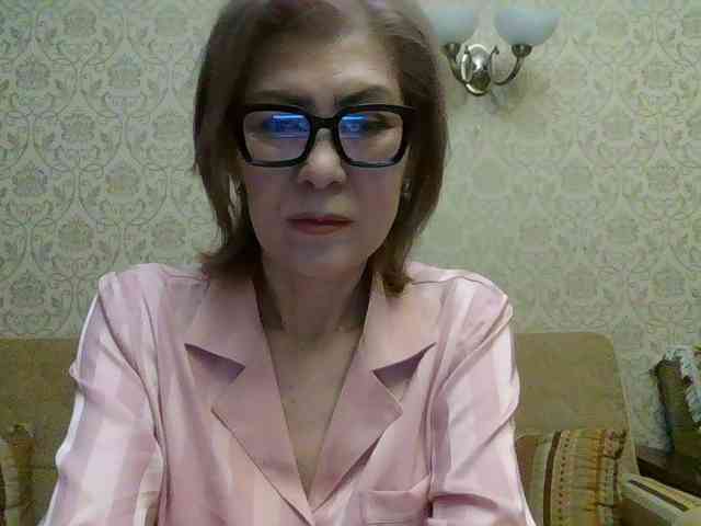 ElegantLady00 webcam