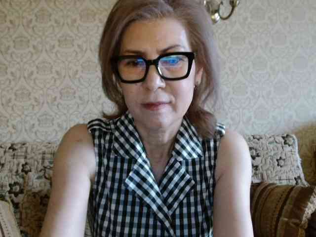 ElegantLady00 webcam