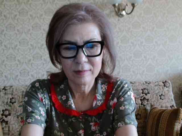 ElegantLady00 webcam