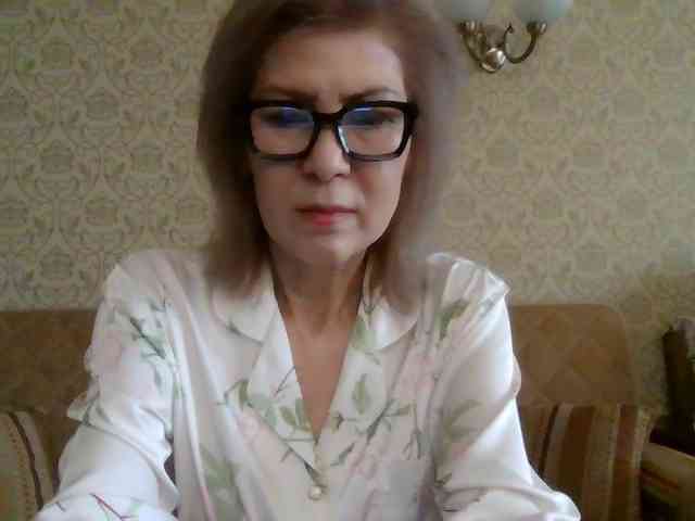 Elegant00Lady Elegant00Lady