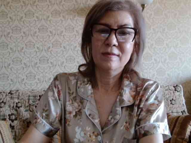 ElegantLady00 webcam