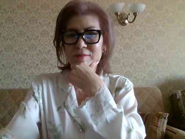 ElegantLady00 webcam