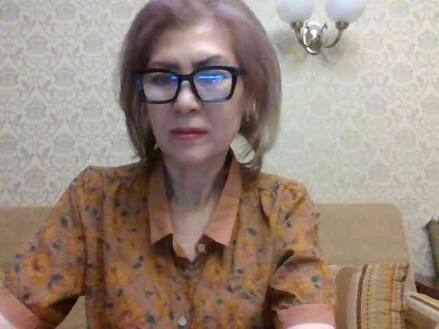 ElegantLady00 webcam