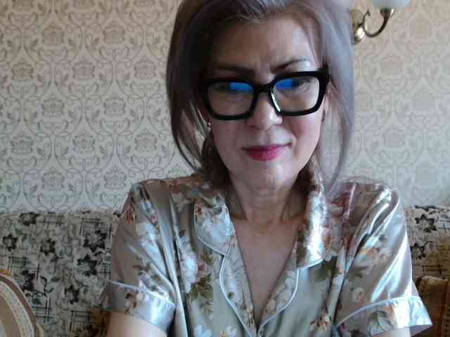 ElegantLady00 webcam