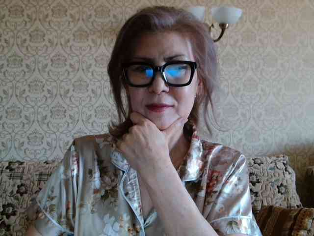 ElegantLady00 webcam