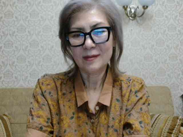 ElegantLady00 webcam