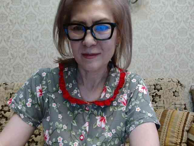 ElegantLady00 webcam