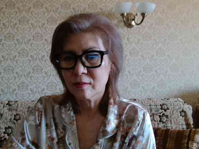 ElegantLady00 webcam