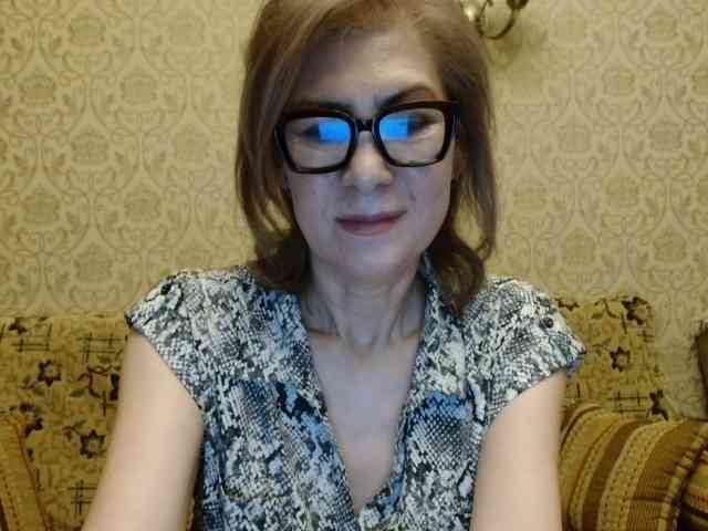ElegantLady00 webcam