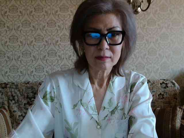 ElegantLady00 webcam