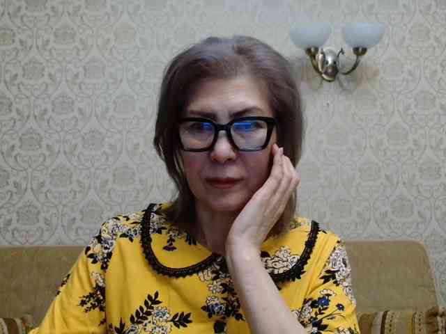 ElegantLady00 webcam