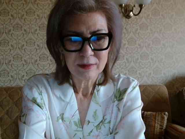 ElegantLady00 webcam