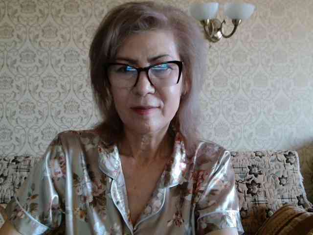 ElegantLady00 webcam