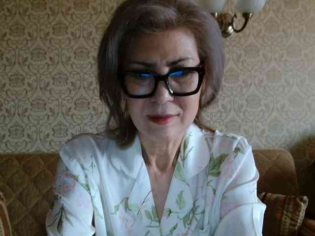 ElegantLady00 webcam