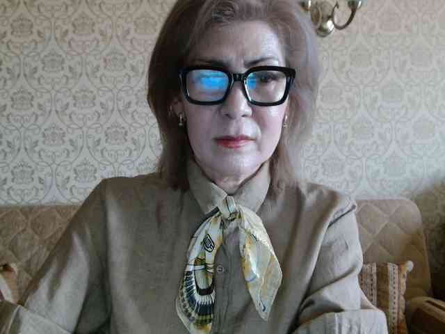 ElegantLady00 webcam