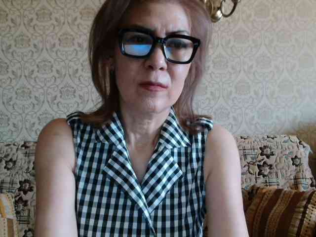 ElegantLady00 webcam