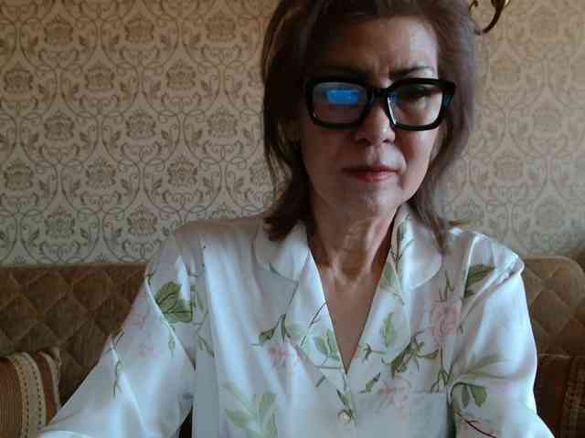 ElegantLady00 webcam