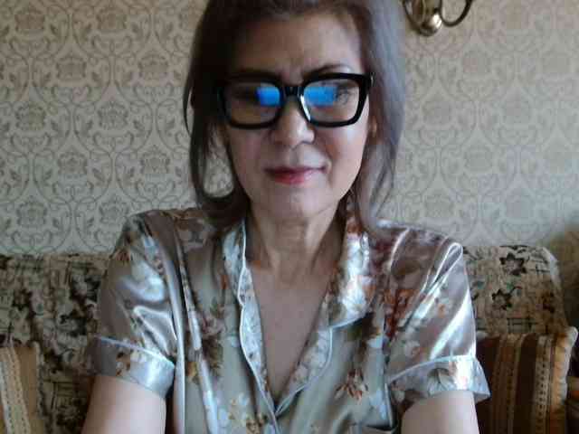 ElegantLady00 webcam