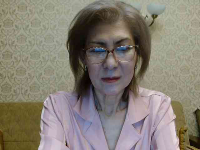 ElegantLady00 webcam