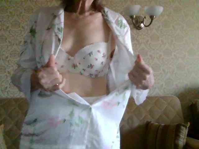 ElegantLady00 webcam