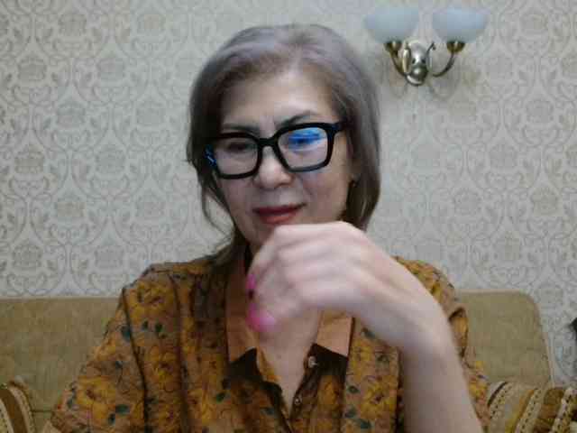 ElegantLady00 webcam