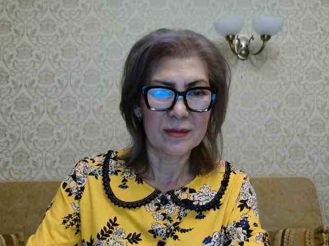 ElegantLady00 webcam