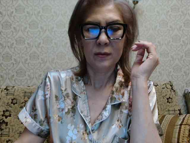 ElegantLady00 webcam