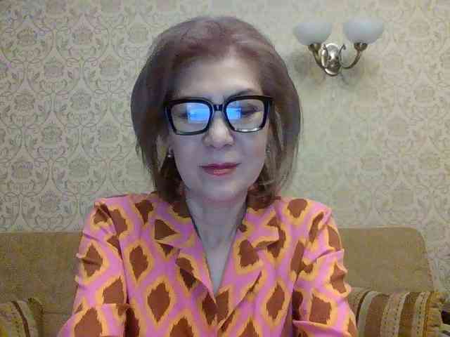 ElegantLady00 webcam