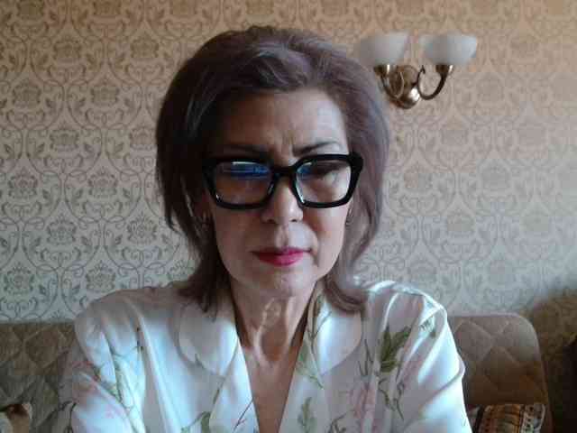 ElegantLady00 webcam