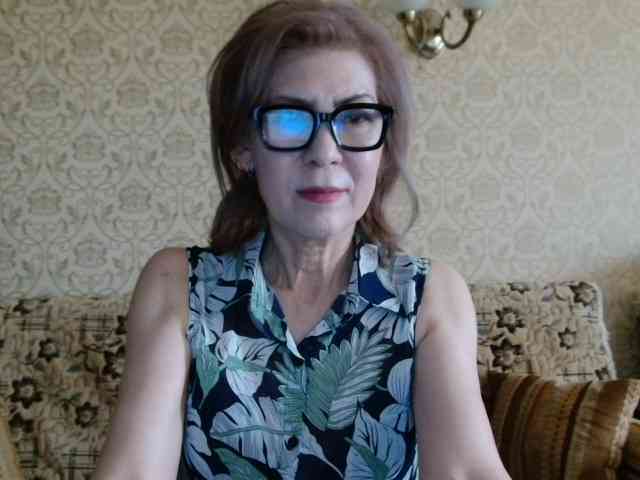 ElegantLady00 webcam