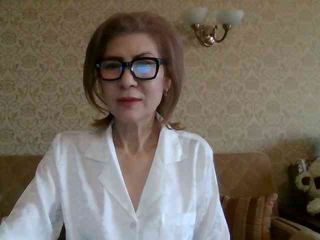 ElegantLady00 webcam