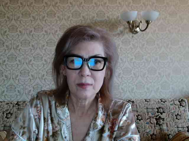 ElegantLady00 webcam