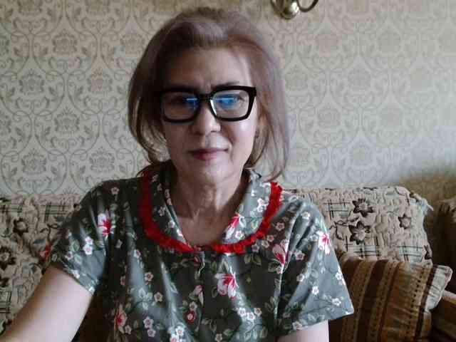 ElegantLady00 webcam
