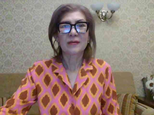 ElegantLady00 webcam