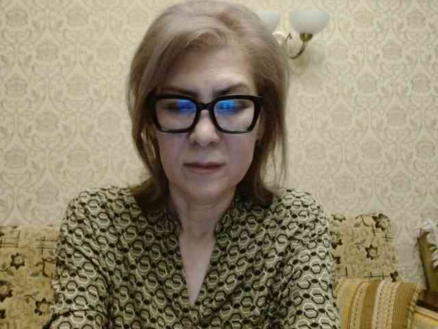 ElegantLady00 webcam