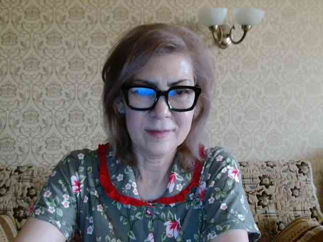 ElegantLady00 webcam