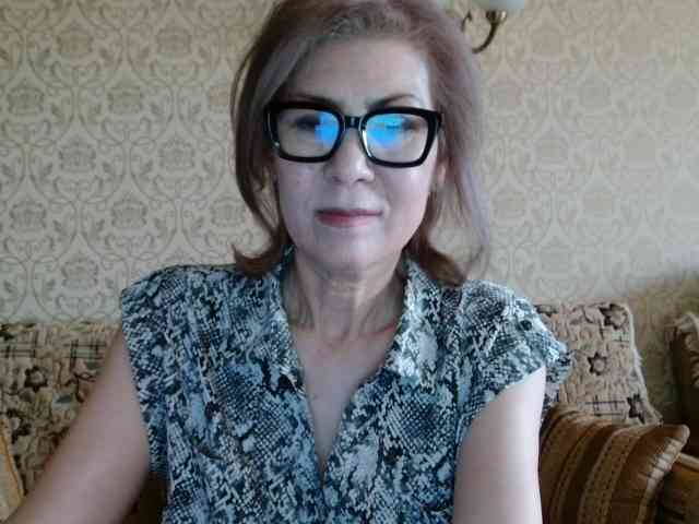 ElegantLady00 webcam