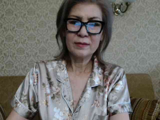 ElegantLady00 webcam