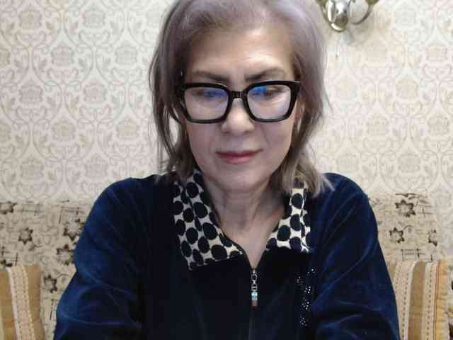 ElegantLady00 webcam