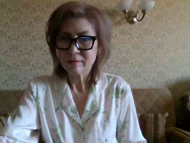 ElegantLady00 webcam