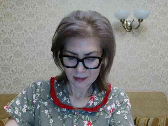 ElegantLady00 webcam