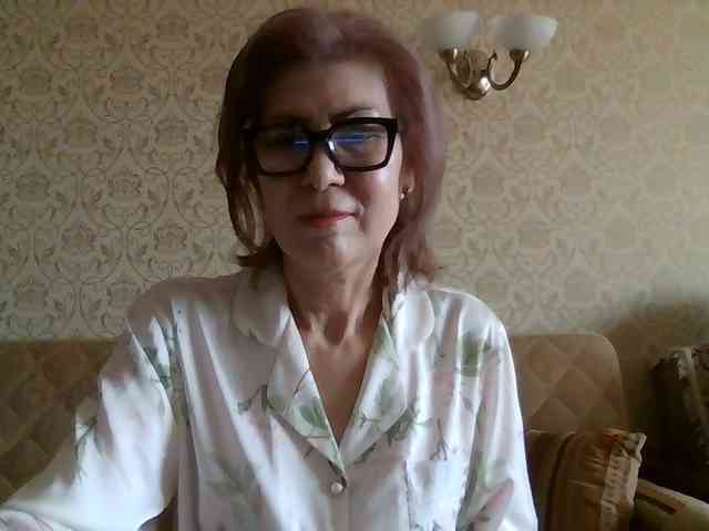 ElegantLady00 webcam