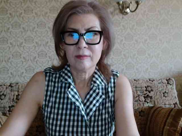 ElegantLady00 webcam