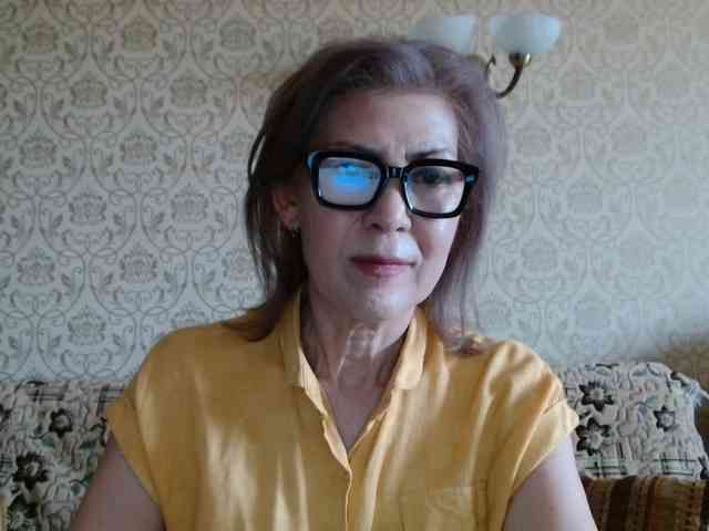 ElegantLady00 webcam