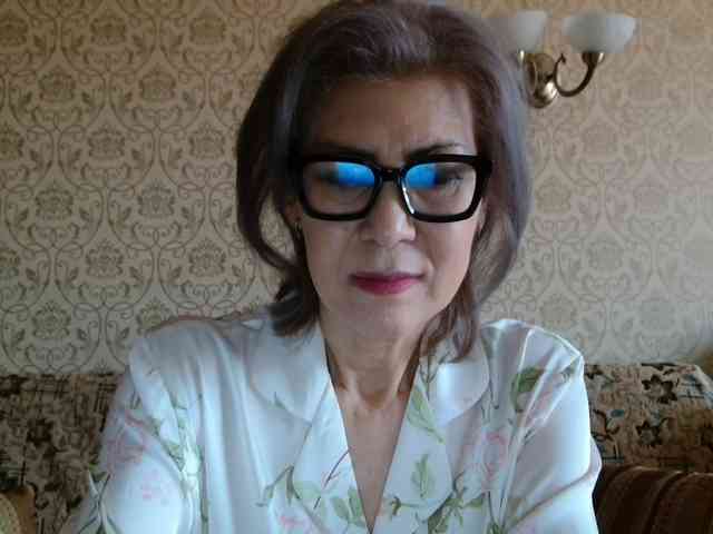 ElegantLady00 webcam