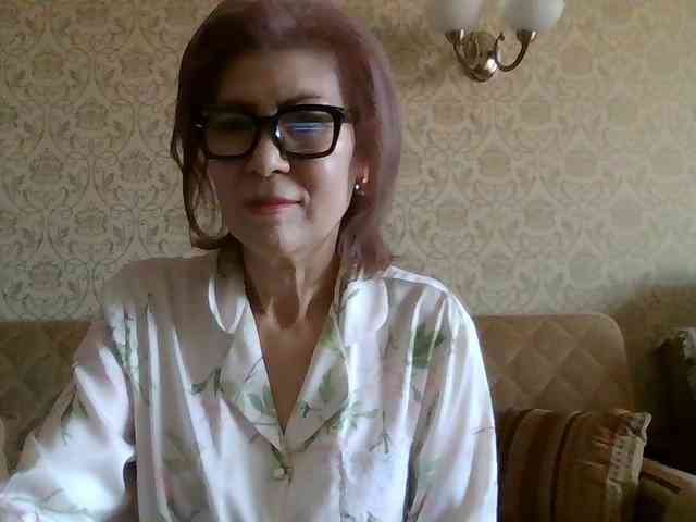 ElegantLady00 webcam