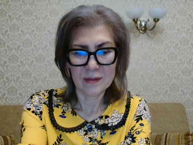 ElegantLady00 webcam