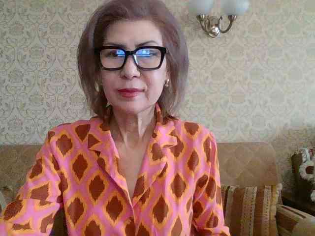 ElegantLady00 webcam