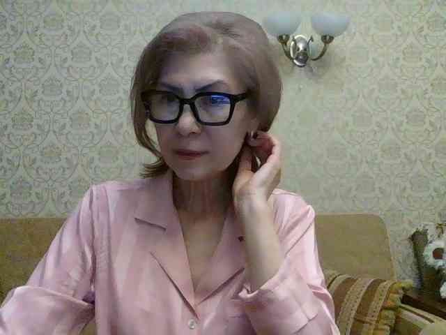 ElegantLady00 webcam