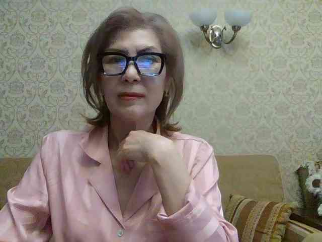 ElegantLady00 webcam